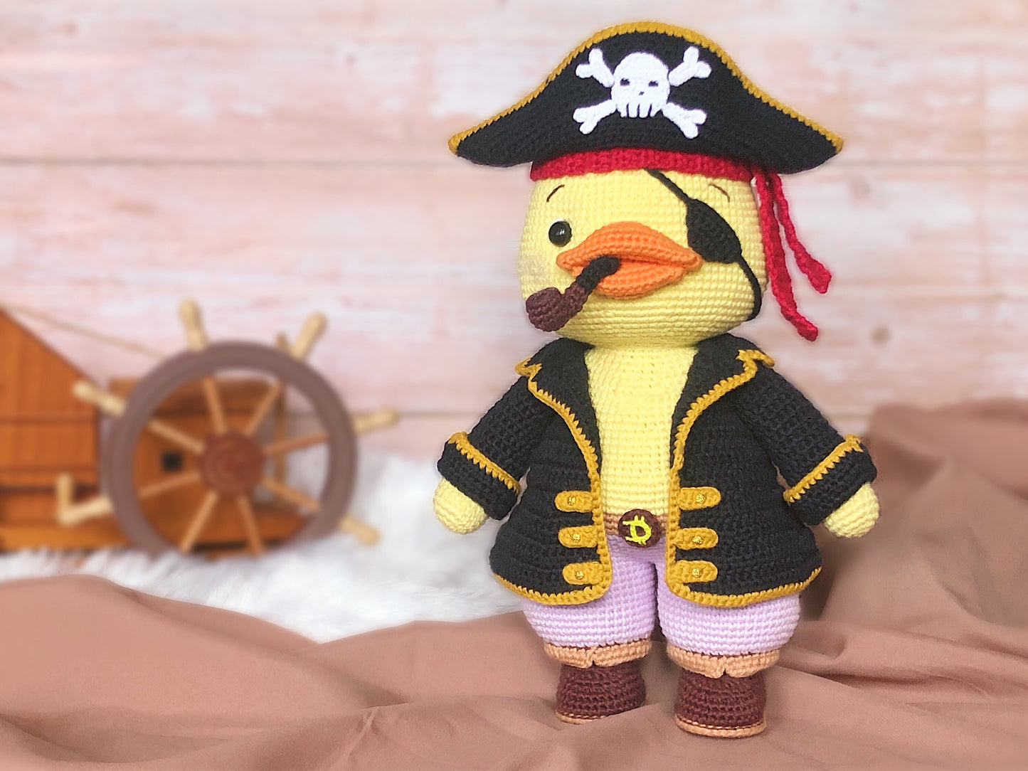 Donnie, el patrón del rey pirata pato.