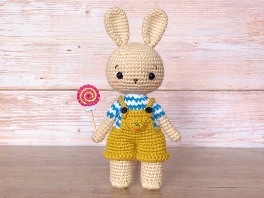 Alice and Alex bunny crochet pattern