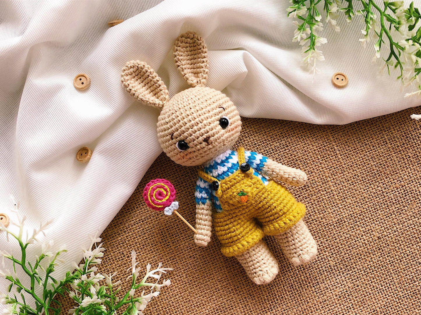 Alice and Alex bunny crochet pattern