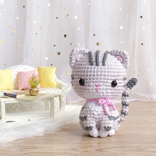 Dolly, the little grey tabby kitten pattern