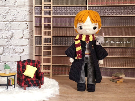 Ron Weasley and Scabbers crochet pattern